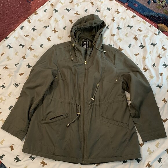 Intl Details Parka in a Pocket - Picture 6 of 7